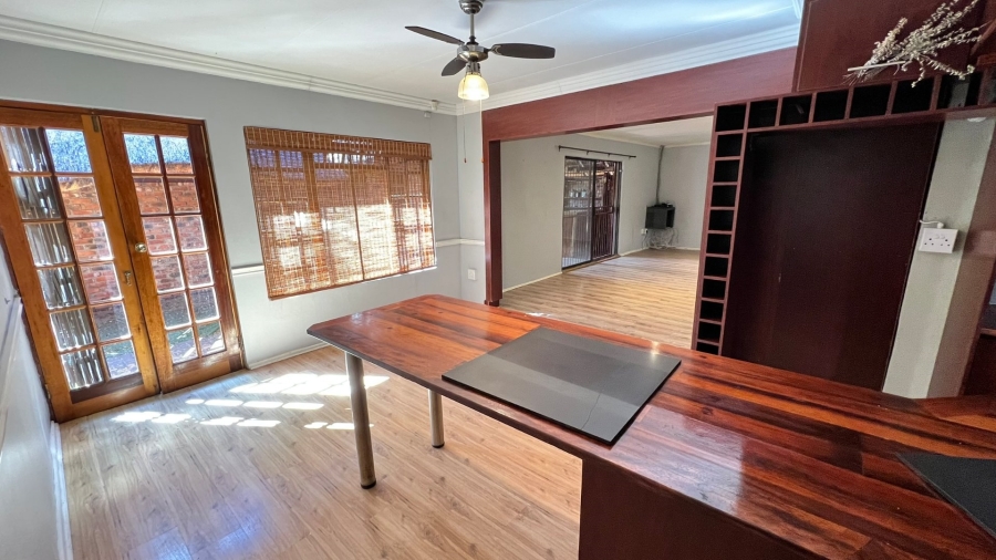 3 Bedroom Property for Sale in Langenhovenpark Free State